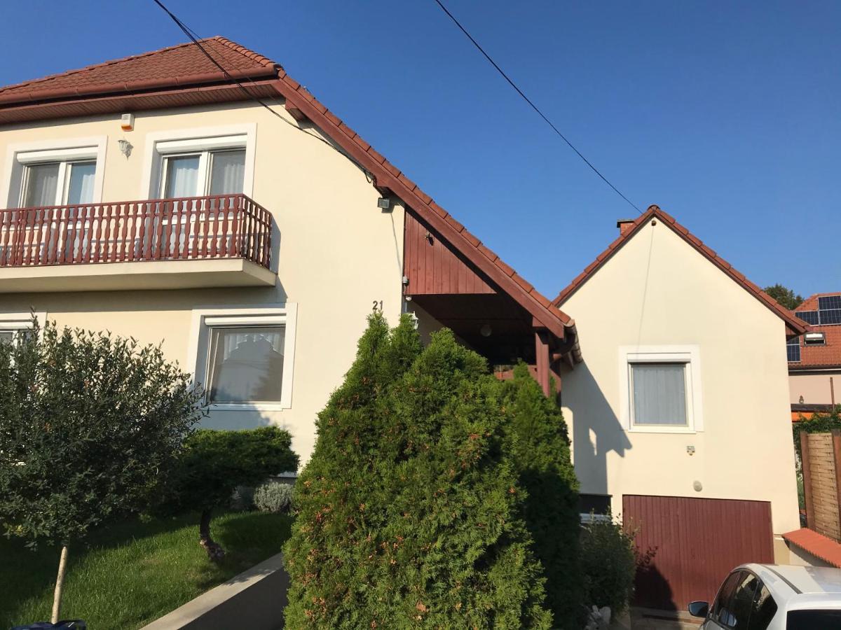 Apartman Tinasol Mosonmagyaróvár Dış mekan fotoğraf
