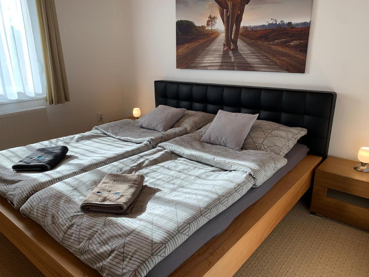 Apartman Tinasol Mosonmagyaróvár Dış mekan fotoğraf