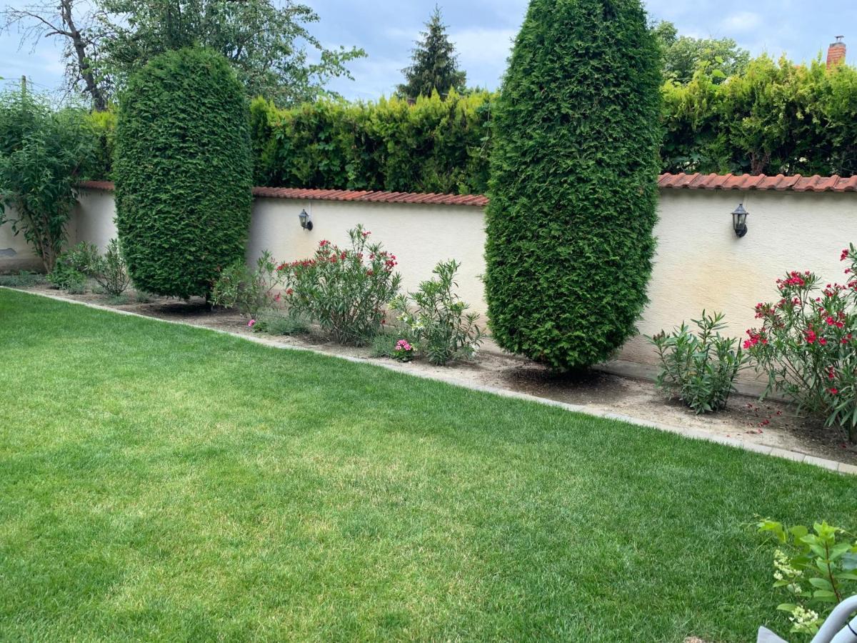 Apartman Tinasol Mosonmagyaróvár Dış mekan fotoğraf
